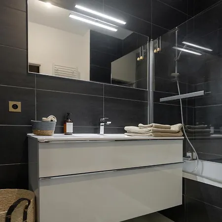 Apartment 3 Confluence Standing 6 Personnes Lyon